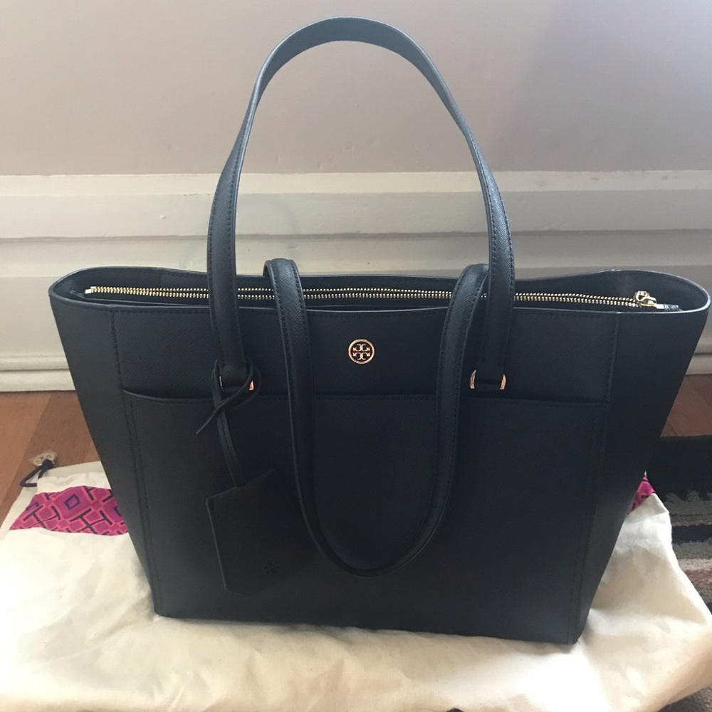 Tory Burch Small Robinson Tote